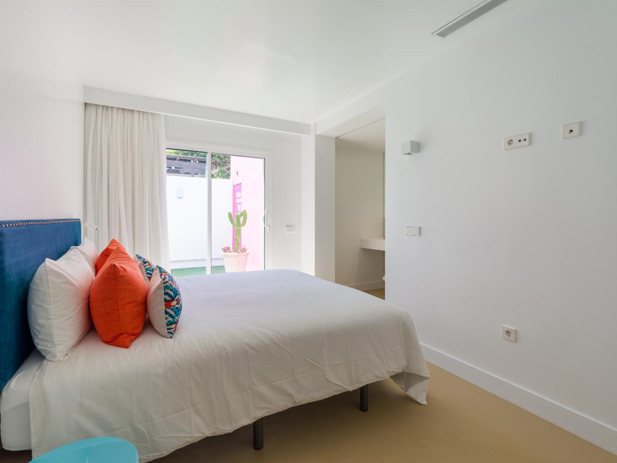 Miami Queens Villa With Private Pool By Tenpropertiesgc San Bartolomé エクステリア 写真