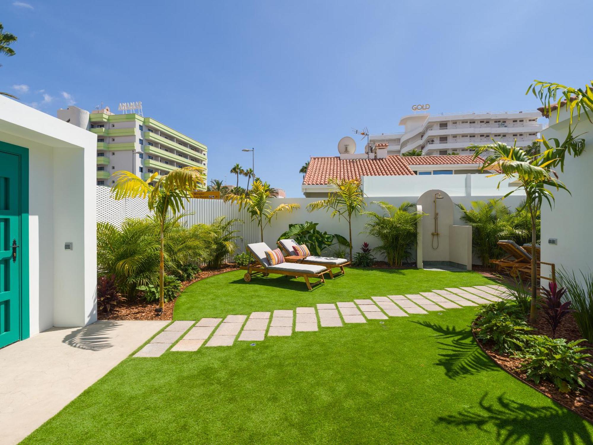 Miami Queens Villa With Private Pool By Tenpropertiesgc San Bartolomé エクステリア 写真