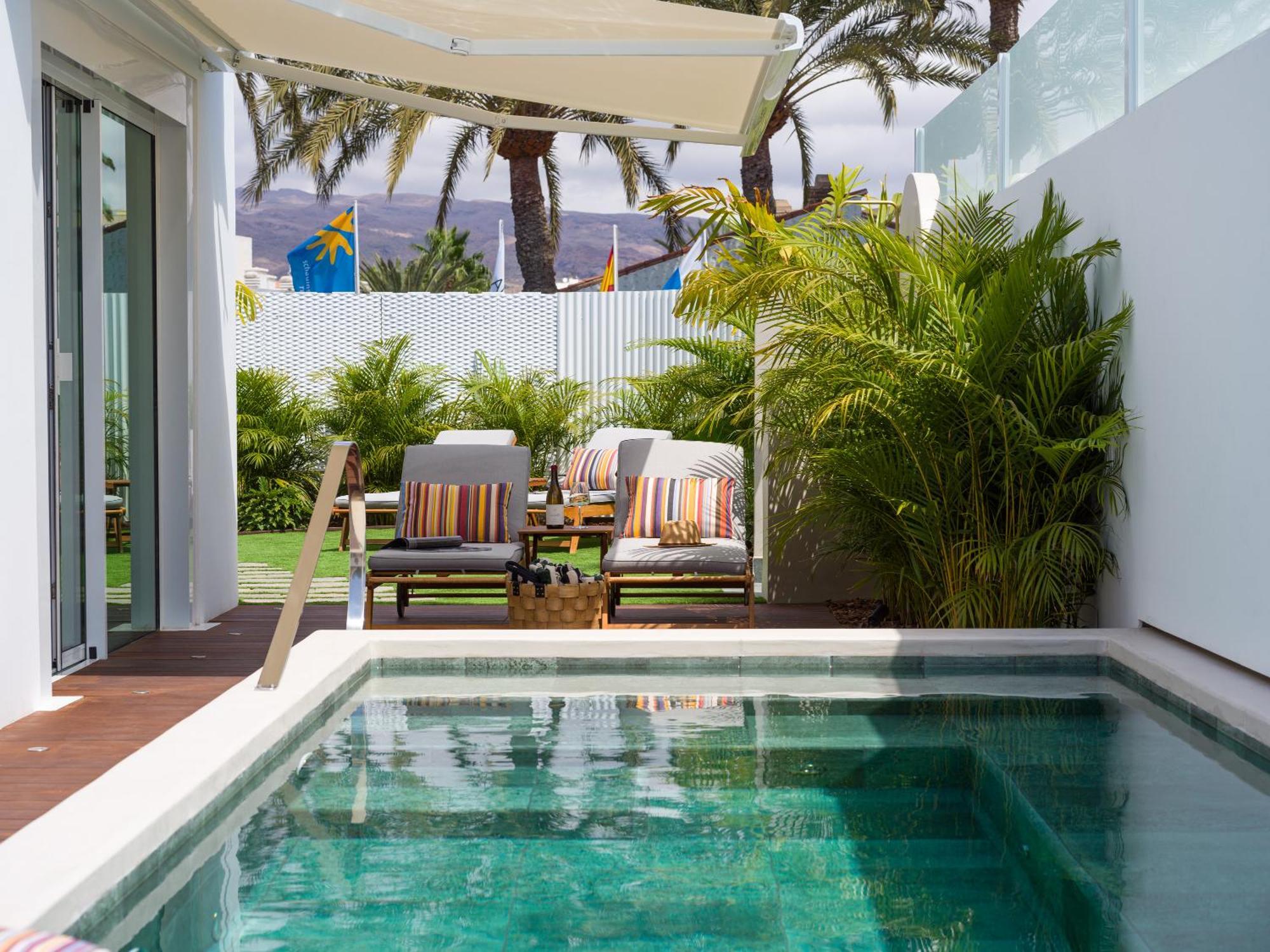 Miami Queens Villa With Private Pool By Tenpropertiesgc San Bartolomé エクステリア 写真