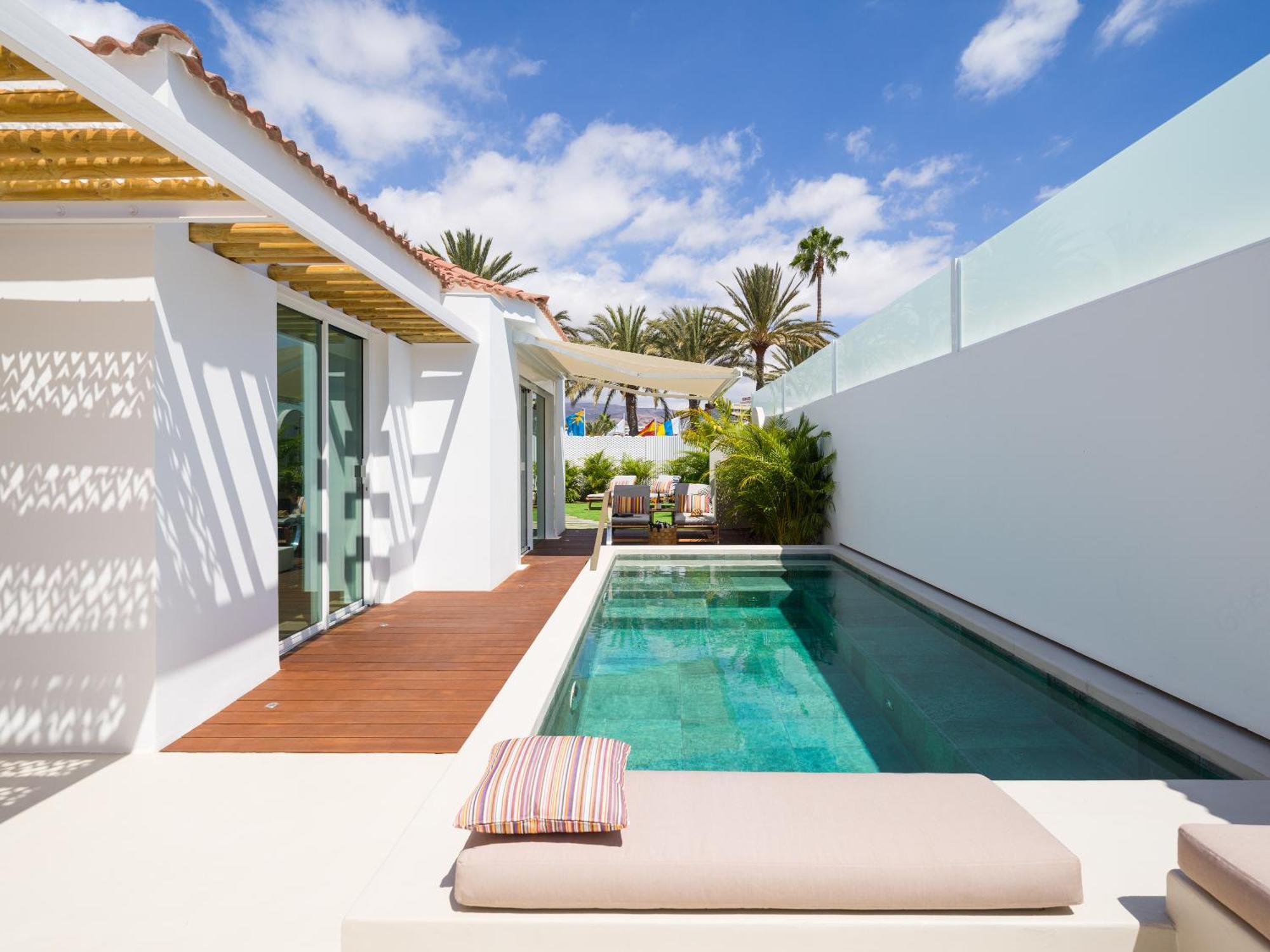 Miami Queens Villa With Private Pool By Tenpropertiesgc San Bartolomé エクステリア 写真