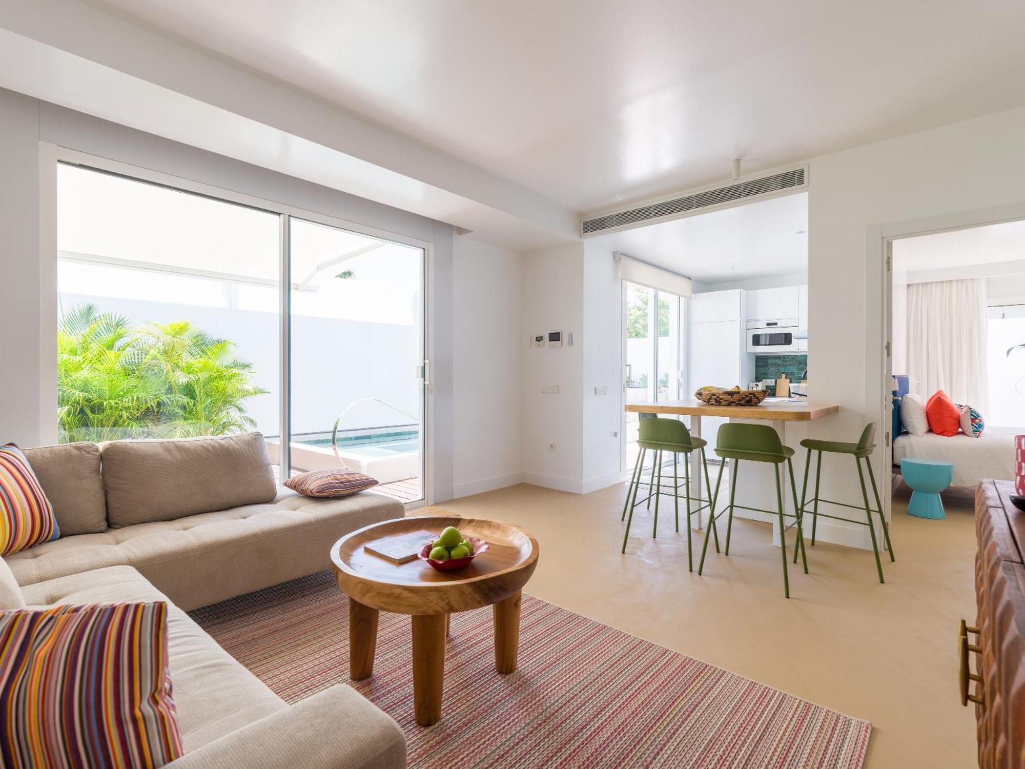 Miami Queens Villa With Private Pool By Tenpropertiesgc San Bartolomé エクステリア 写真